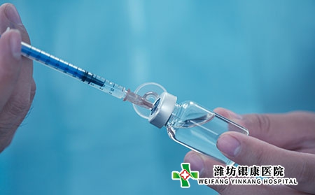 手部白癜風(fēng)的原因有哪些?如何預(yù)防擴散?